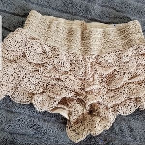 💞Medium Crochet shorts